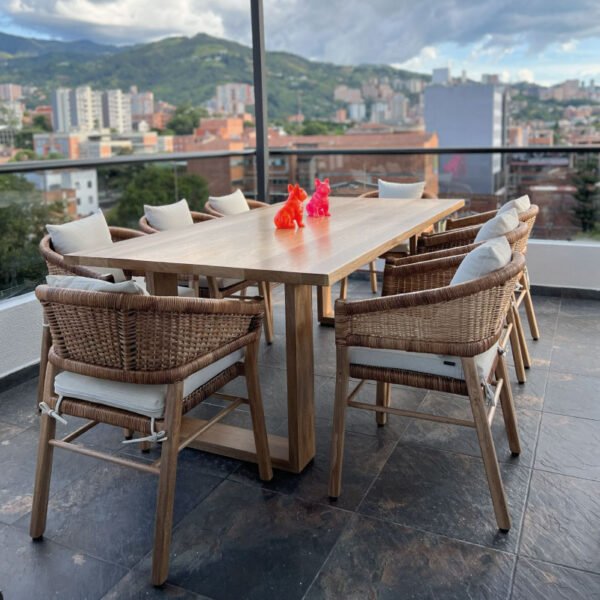 comedor en calceta de platano