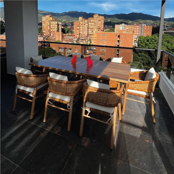 comedor de 8 puestos en teca
