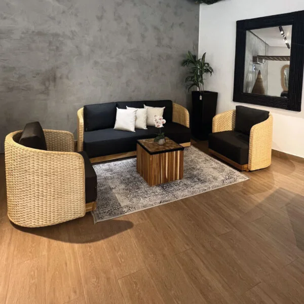 Sala en madera de teca