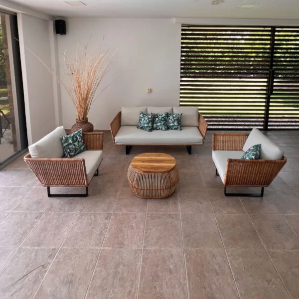 Juego de Sala Ferrara en rattan sintético