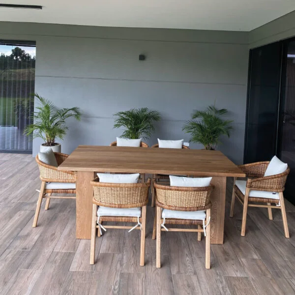 Comedor en madera de roble