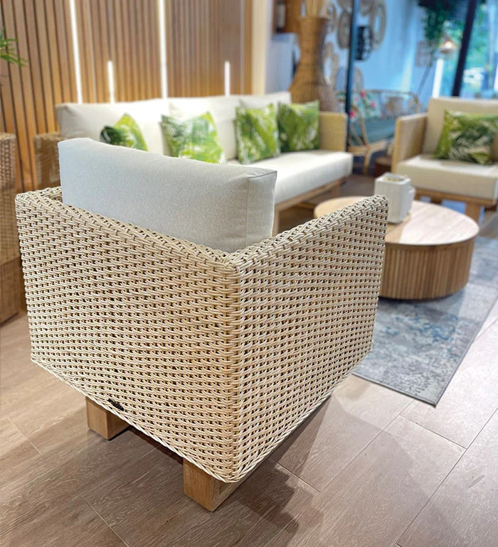 Poltrona Romana Tejido a mano en Rattan color natural