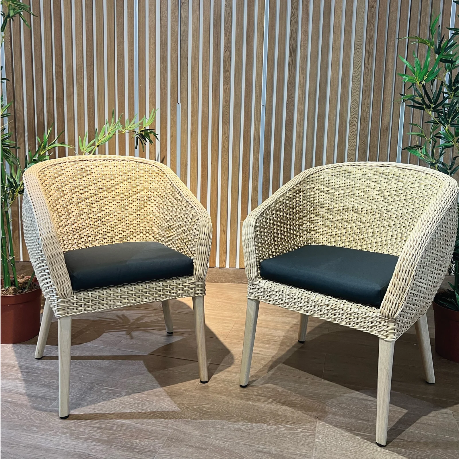 Silla Emiratos en rattan y yare